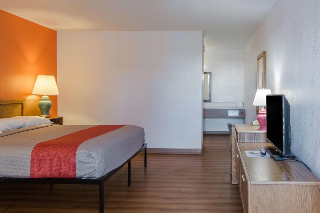Motel 6-Madras, Or Eksteriør billede
